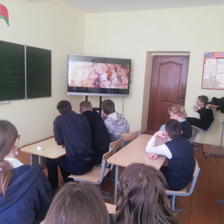 17.02.2026 мы вместе посмотрели один из самых сильных и эмоциональных фильмов о войне — «9 рота».